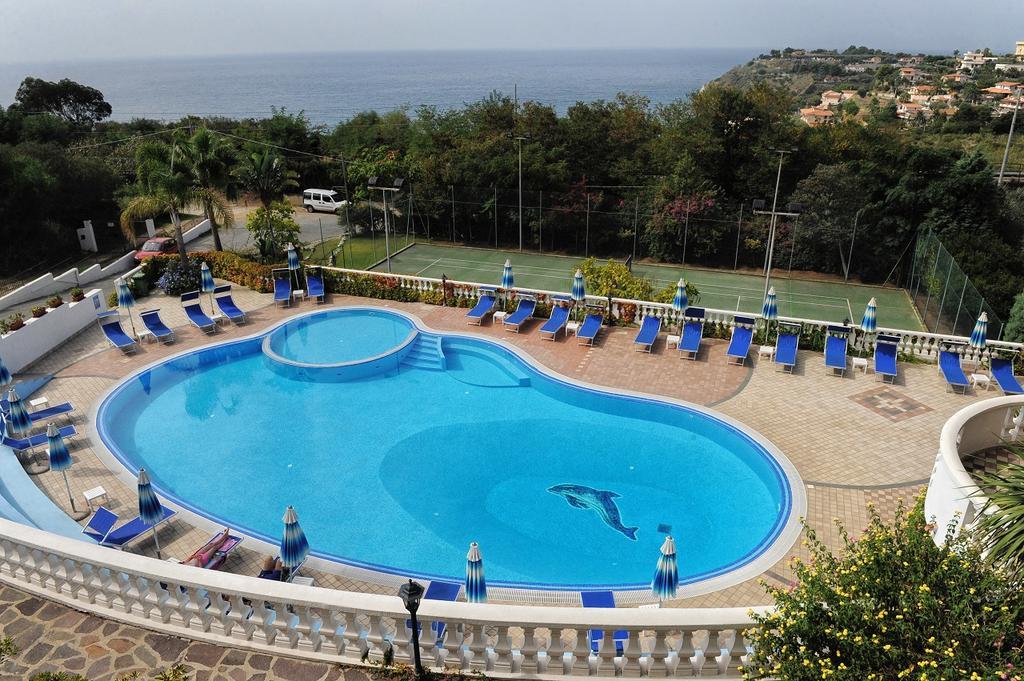 Villaggio Pineta Petto Bianco カーポ・ヴァチカーノ エクステリア 写真