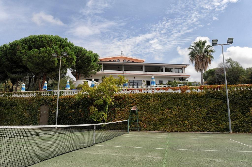 Villaggio Pineta Petto Bianco カーポ・ヴァチカーノ エクステリア 写真