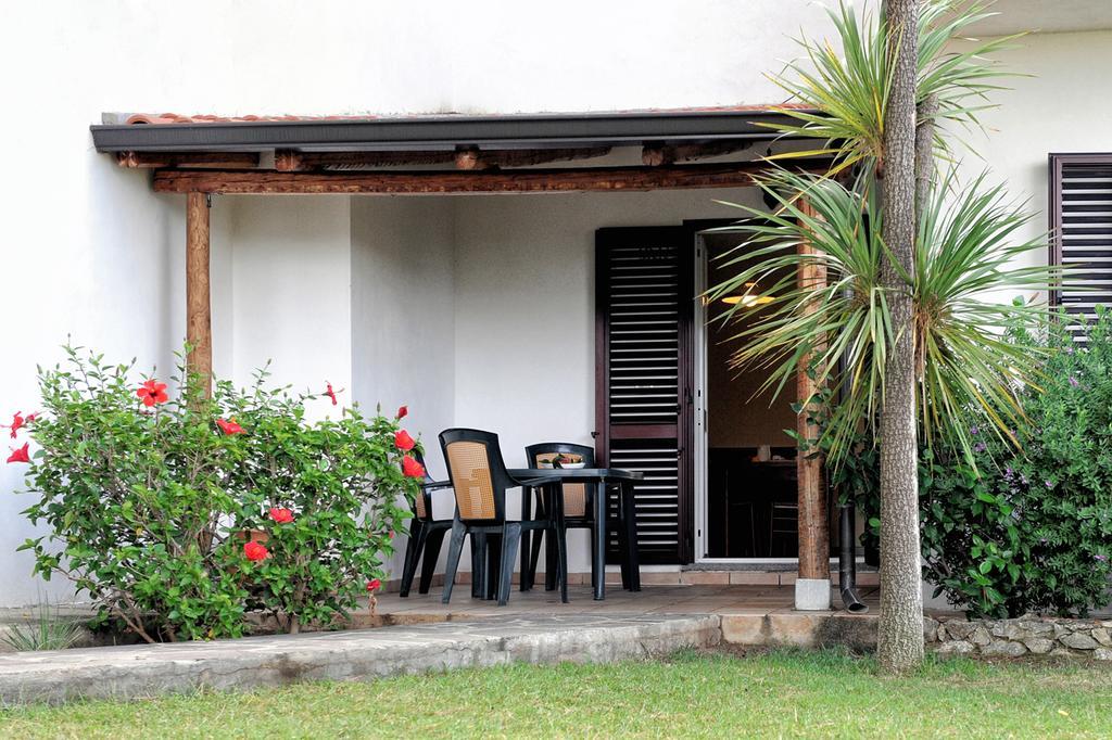 Villaggio Pineta Petto Bianco カーポ・ヴァチカーノ 部屋 写真
